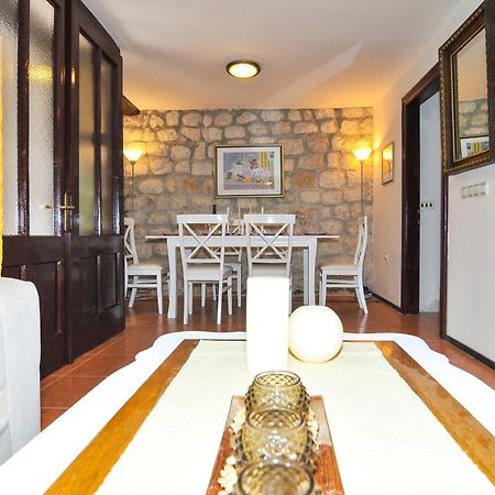 Holiday Home Maris Cattaro Esterno foto
