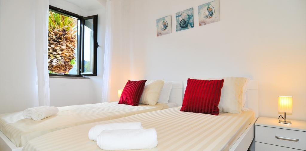 Holiday Home Maris Cattaro Esterno foto